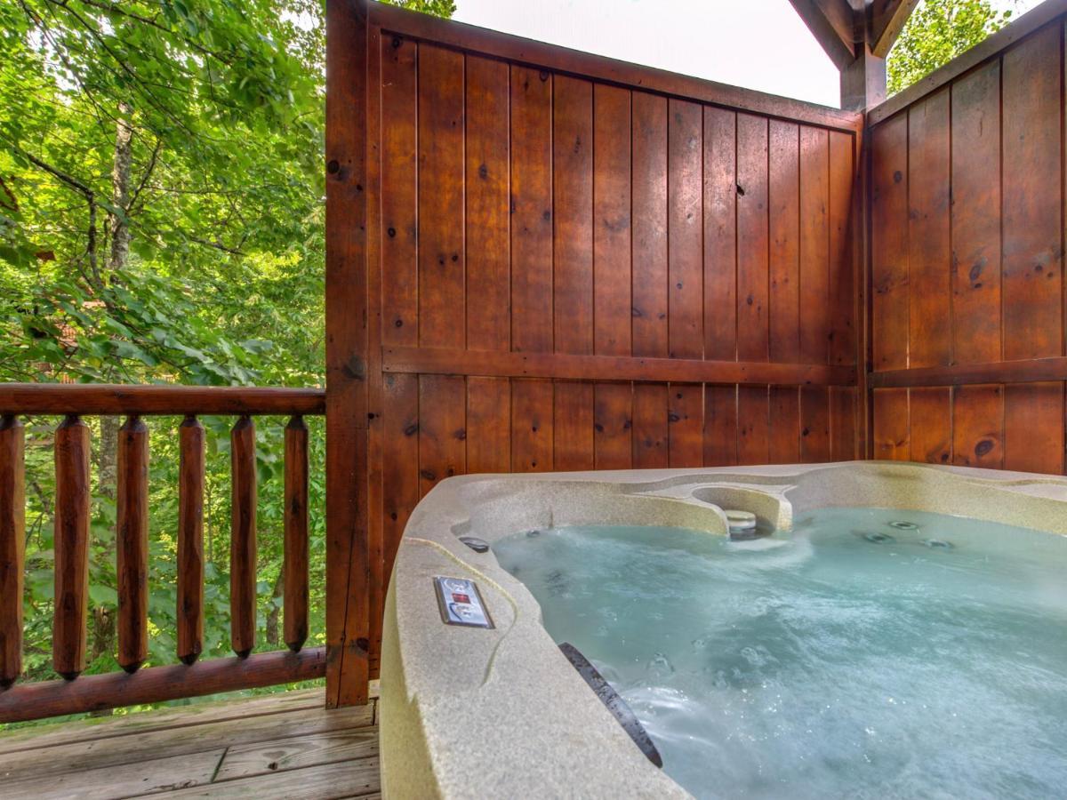 Old Hickory Lodge Gatlinburg Exterior photo